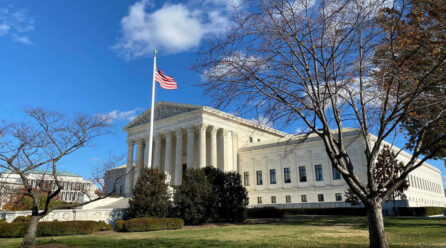 Vive polémique autour de la remise en cause de la cour suprême des USA du droit à l’avortement ou tentative de faire oublier la défaite en Ukraine